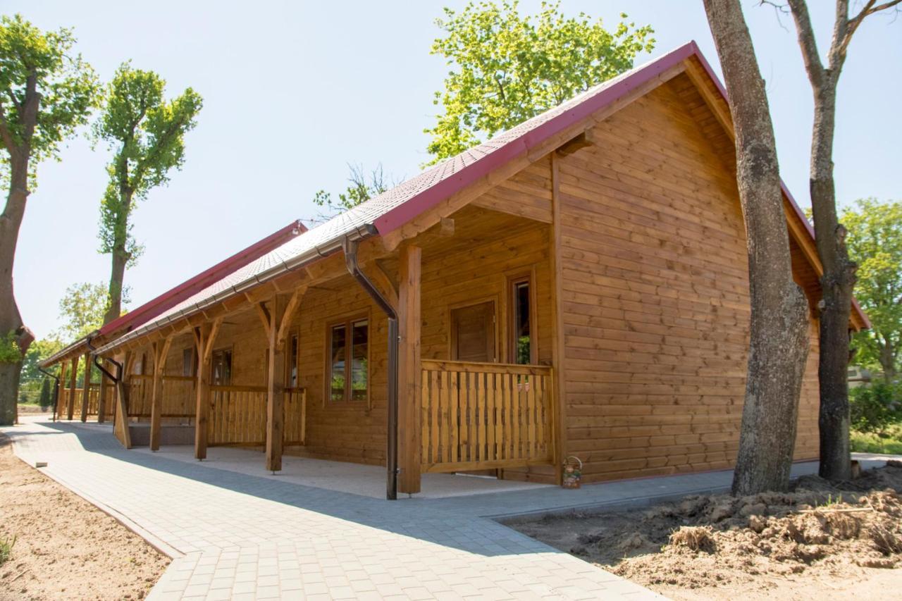 Jantar Pokoje I Domki U Reni Exterior foto