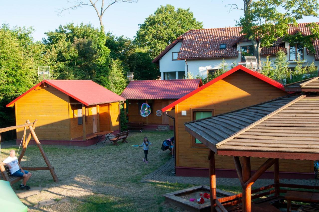 Jantar Pokoje I Domki U Reni Exterior foto